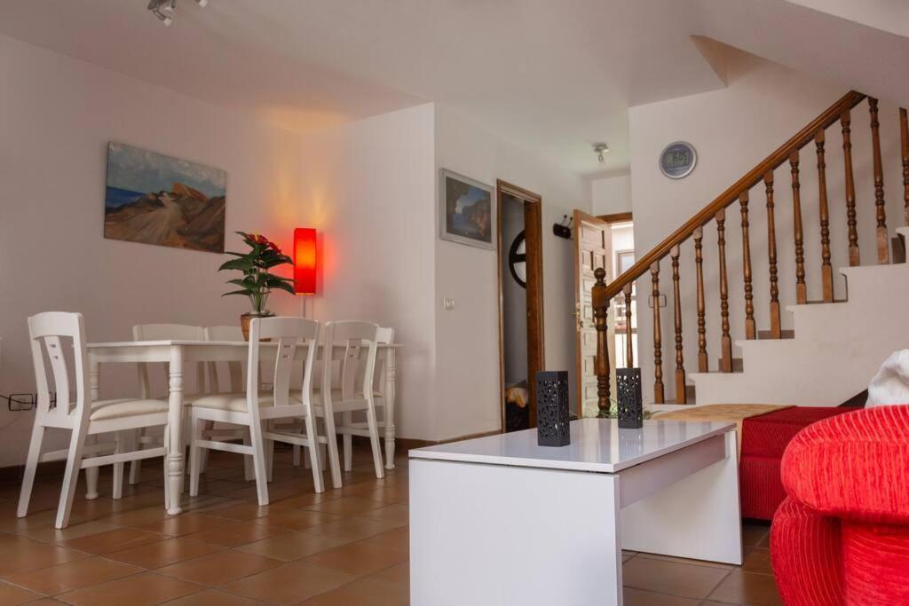 Apartament Duplex In Quiet Zone, Next To Sea, Fast Wifi El Médano Zewnętrze zdjęcie